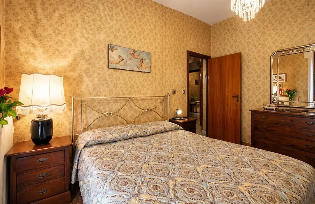 Palini'S House-1