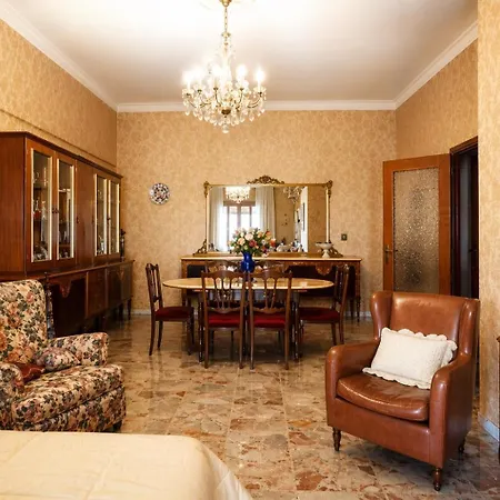Palini'S House-3